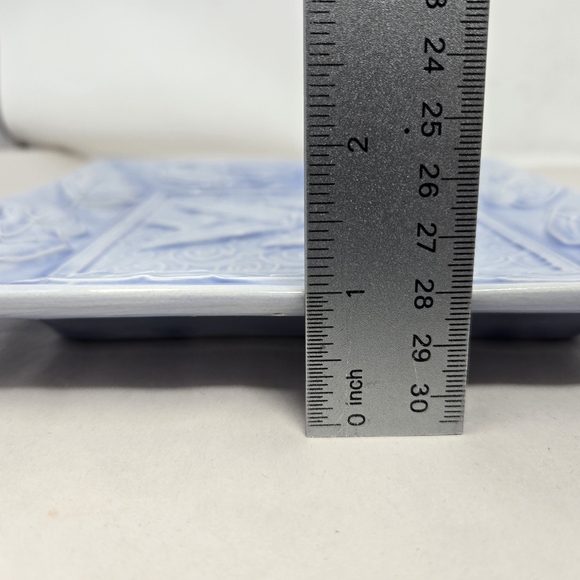 Stone Washed Sea Lite Blue Ceramic Wall Hanging Calla Lily Flower 8.25 x8.25 x 1 - Picture 11 of 11